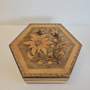 Vintage carved wood jewelry box Raised floral Design hexagonal Lid Poland